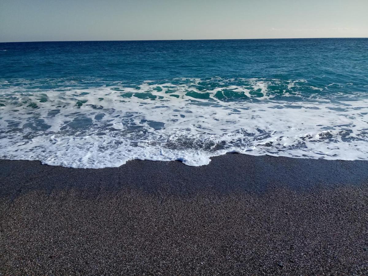 Case Vacanze Blue Sea Mascali Eksteriør bilde